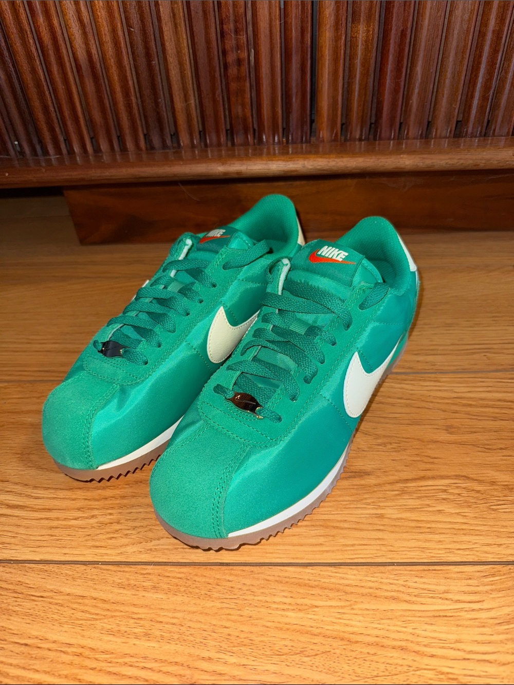 Nike Women’s Cortez Green/White Retro Runner Sneakers